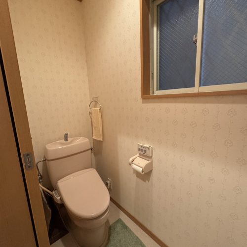 東加賀谷トイレ