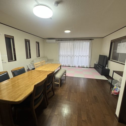 東加賀谷リビング